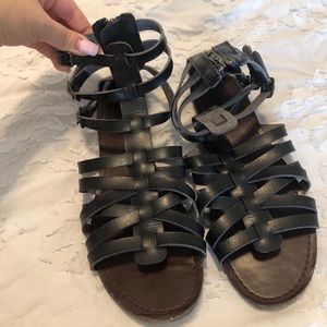 Black leather sandals!